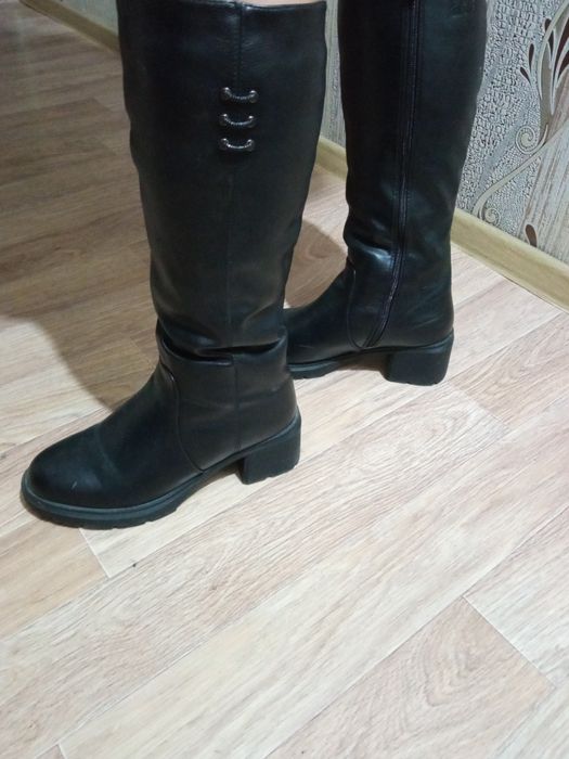 Продам сапоги женские