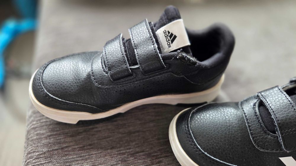 Детски кожени маратонки Adidas