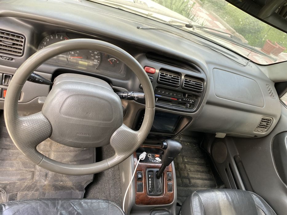 Suzuki Grand Vitara X7 2001