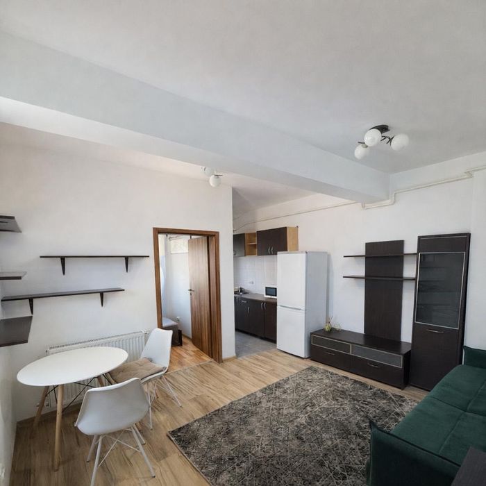 Închiriere apartament 2 camere /Tătărasi /bloc nou