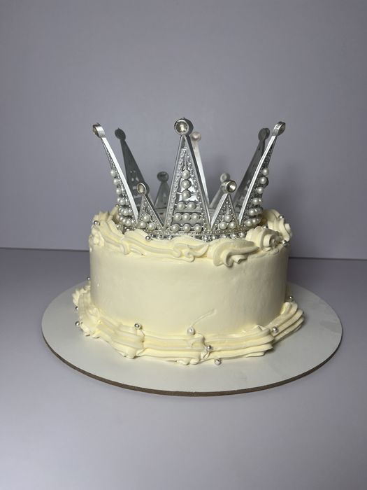Торт с короной  , торт уау эффекты