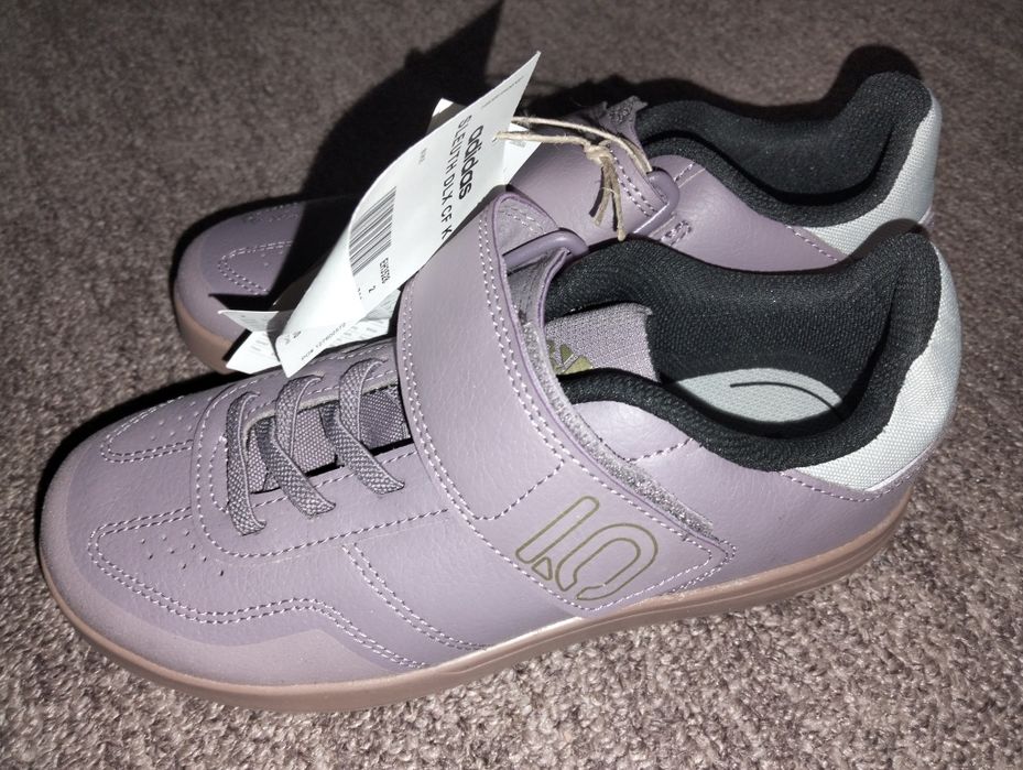 Adidas five ten sleuth