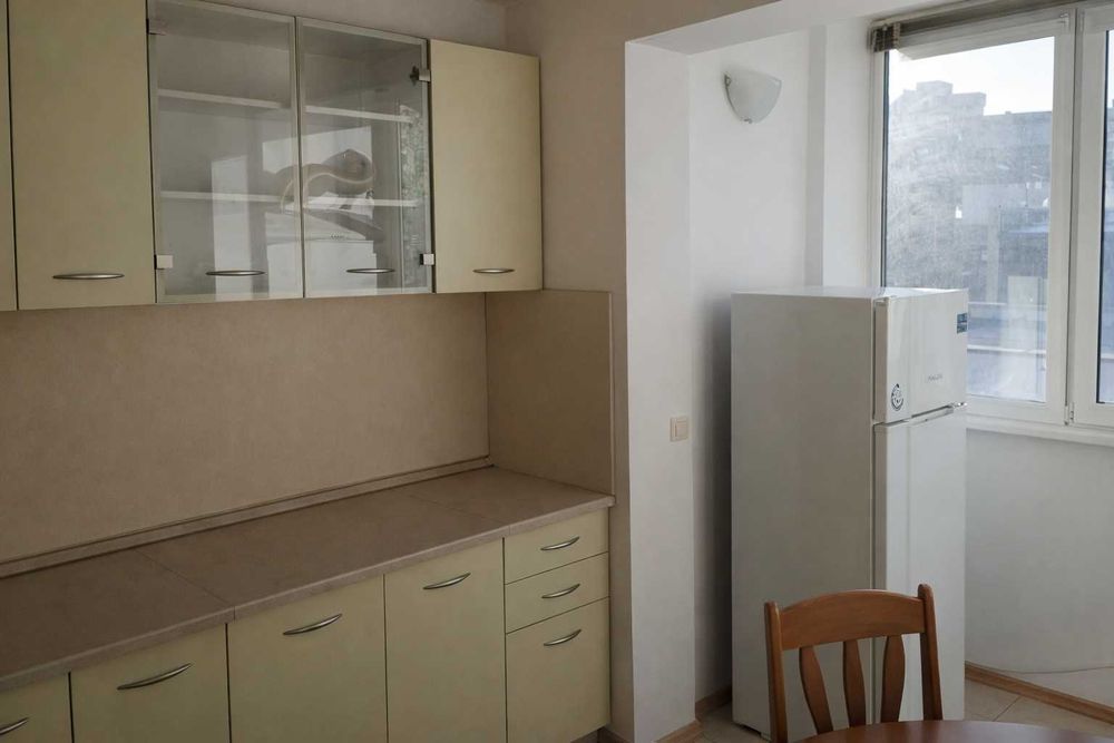 Двустаен ап. под наем в кв. Люлин 1