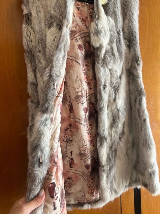 Дамски елек от заешка кожа