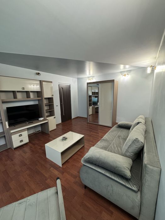 Garsoniera - prima inchiriere, Str Eroilor(Cioceanu)