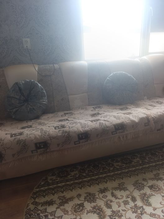 Диван угловой,4 метра