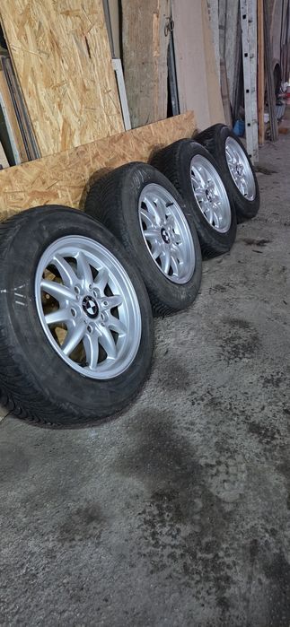 BMW E36 кабрио джанти със зимни гуми  195/65/15. 7J×15  ET47  5×120