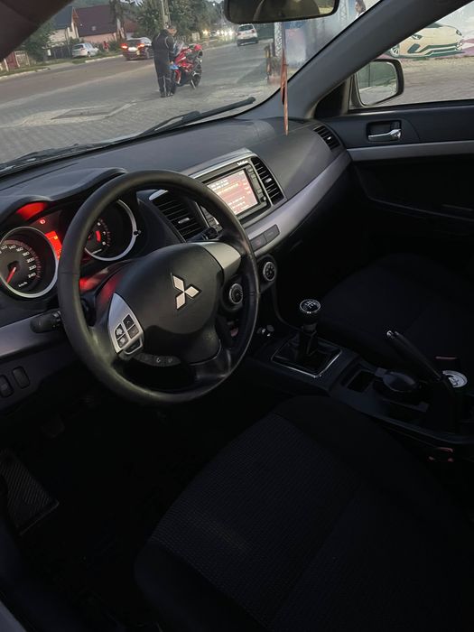 Mitsubishi Lancer