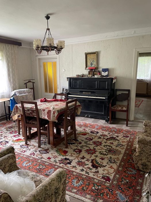 Casa din caramida, mobilata si utilata - Gura Leorzii, Comanesti