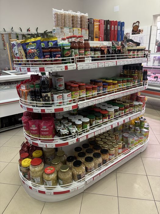 Заоблени рафтове за островен стелаж - гондола.