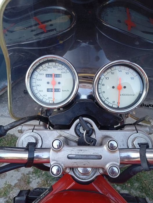 Продавам Suzuki Bandit 400S