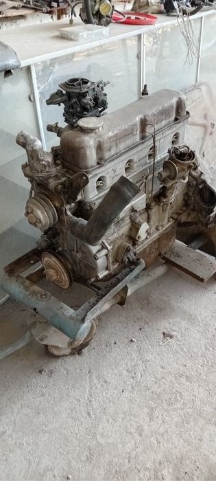 Gaz 21 mator sotiladi