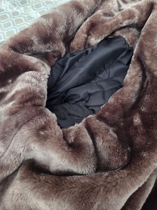 Продам кожанную куртку.