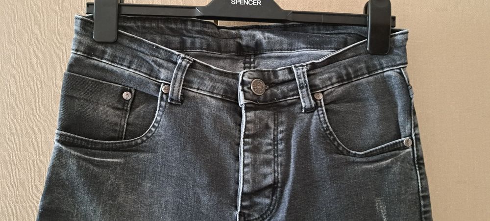 джинсы черные, Турция ,размер 31-32, состояние в идеале