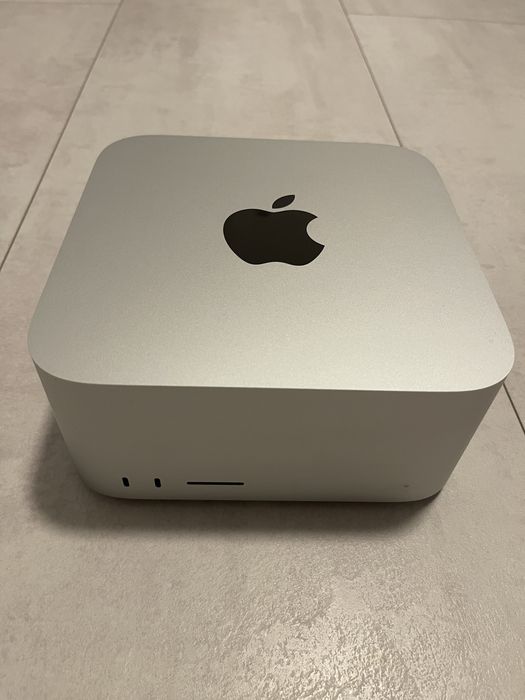 Mac Studio M2 Ultra 64GB RAM 1T SSD