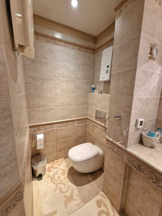 Продава се Тристаен апартамент в Благоевград, Широк център - 124 кв.м за 2097 €/кв.м - Снимка #9