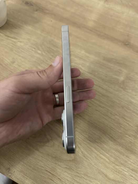 iPhone 15 Pro 1TB Natural Titanium – NOU, 100% Baterie (9 Cicluri)