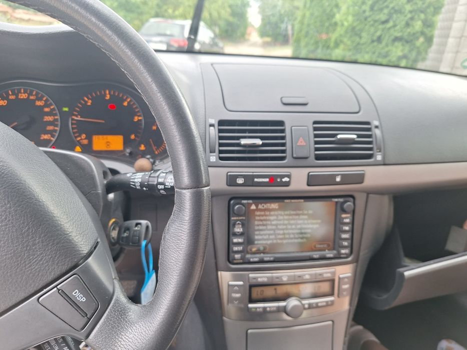 Toyota Avensis Фейслифт