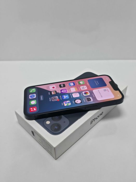 iPhone 13 128GB Midnight