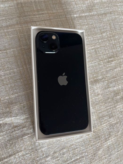 Vand telefon Iphone 13
