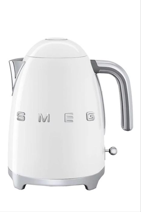 Электрочайник Smeg белый