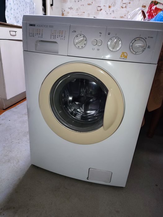 Стиральная машина Zanussi
