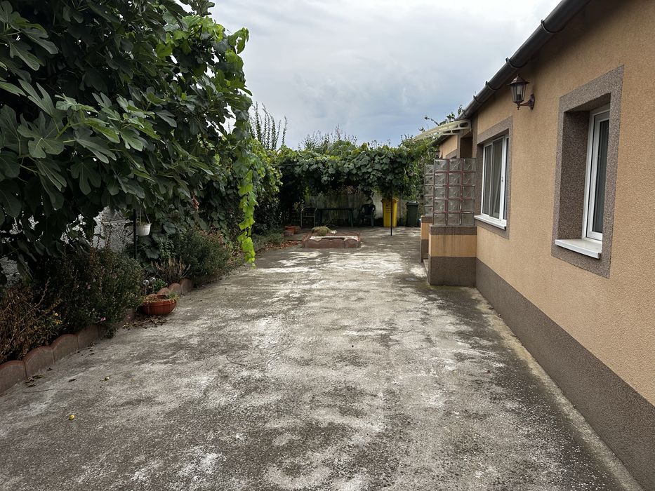 Casa de vanzare in Curtici