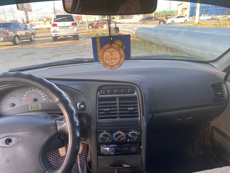 Ваз лада.  2110-1