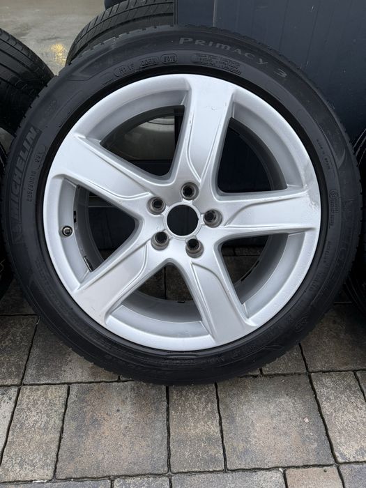 audi a4 2017г  Оригинални летни гуми 18 цола 225/50/18 - 350€