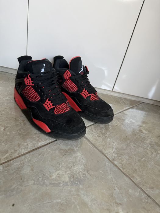 Обувки jordan  4