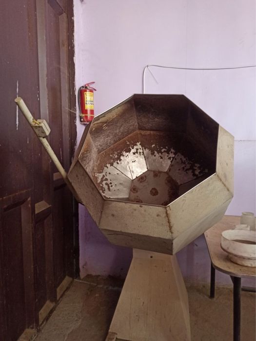 Продаёться срочно Апарат для Кукуруза Kukruz aparat sotiladi