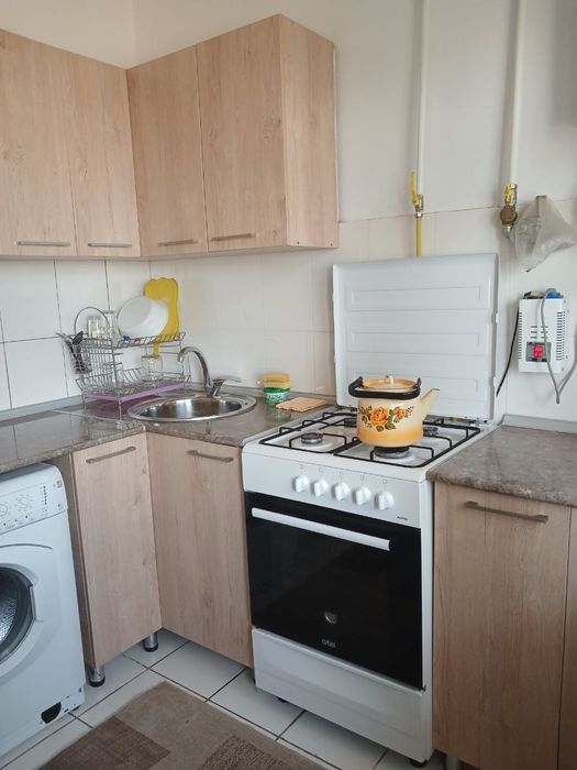 ARENDA Kvartira Chirchiq shahrida  desyatiyda joylashgan 2 xonali