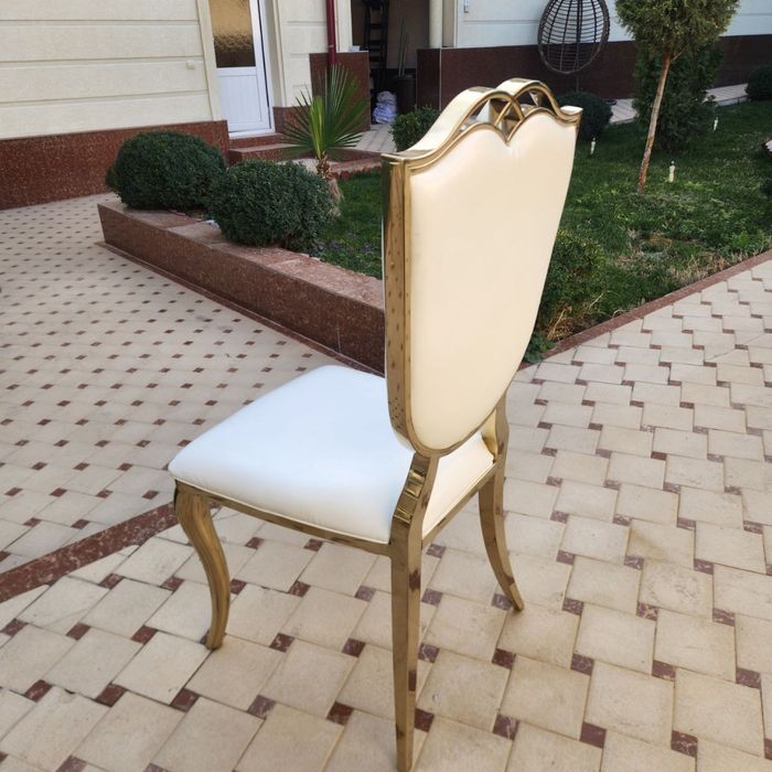 Xitoy stullari eng birinchi qo’l orqali sotiladi