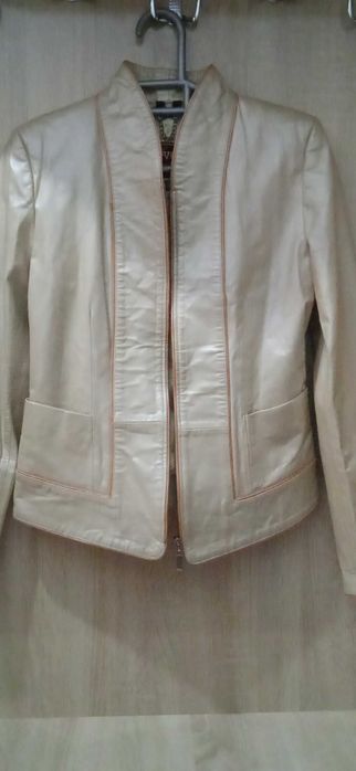 Куртка кожаная.Б/у