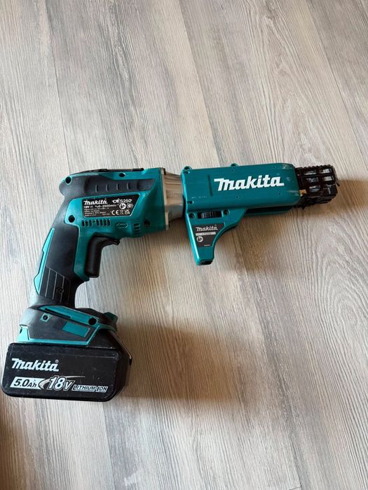 makita dfs 250 18 V