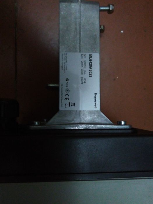 Продам электропривод Honewell