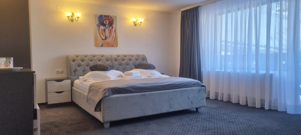 Închiriez pensiune "Bucegi Panorama" din Moieciu de sus