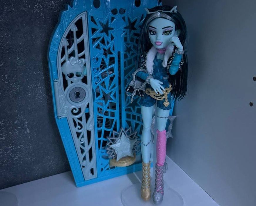 Куколки Monster High