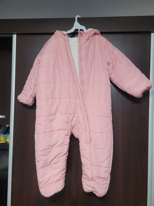 Combinezon roz mărimea 86