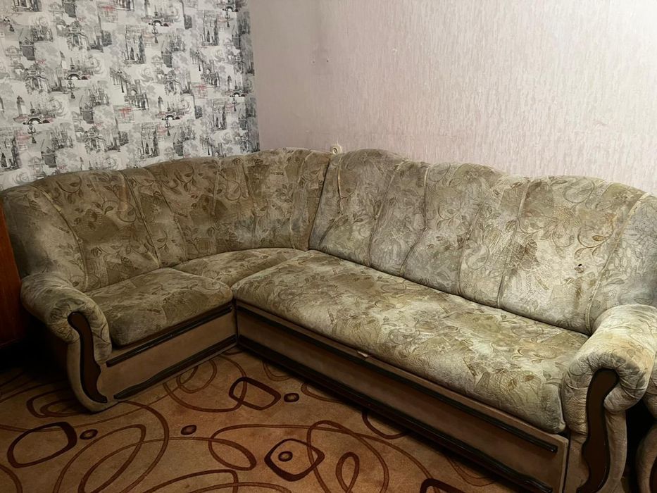 Продам угловой диван