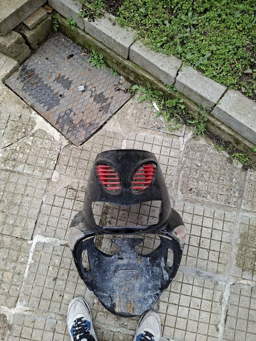 Части за aprilia sr 50