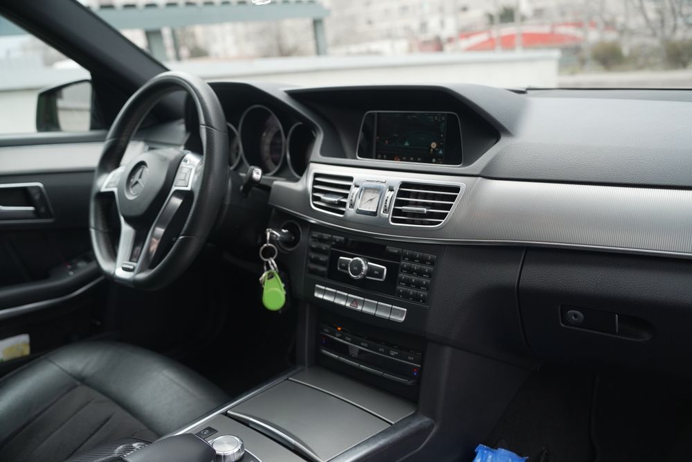MERCEDES-BENZ E-Class 2013 — imagine 4