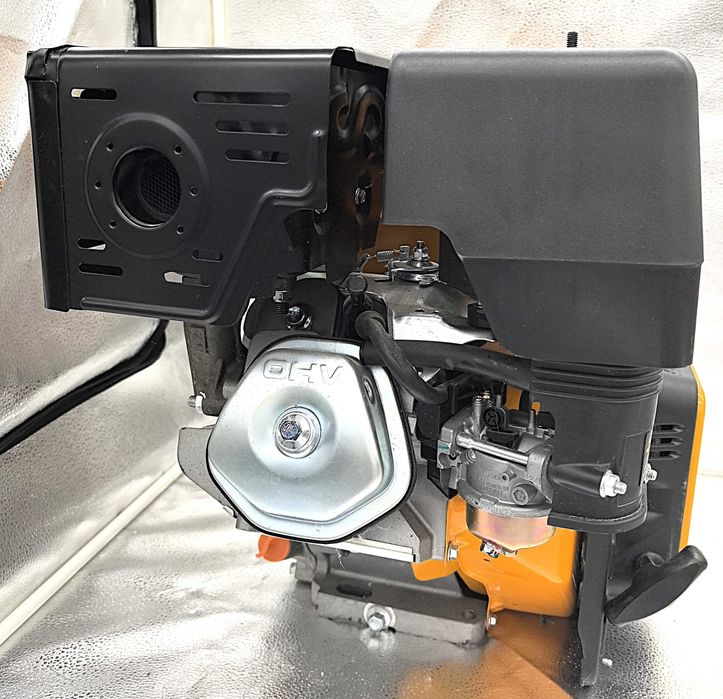 Motor 4 timpi 6.5HP benzina – Puternic si fiabil!