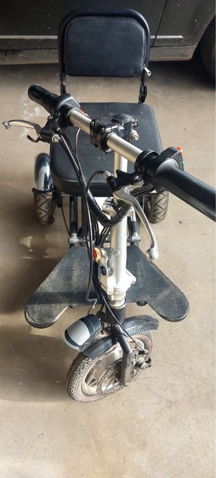 Триколка - 350 €