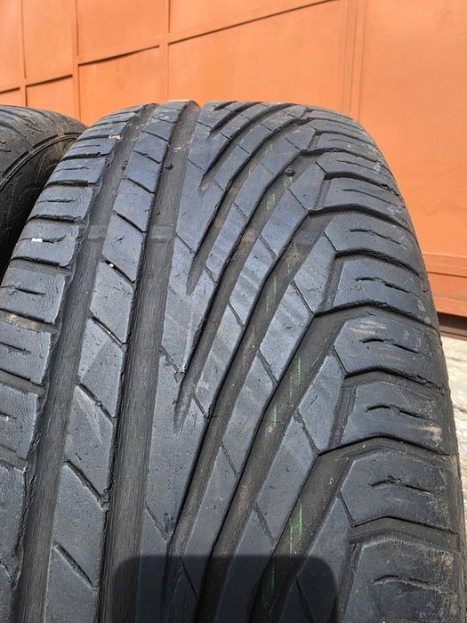 4 бр. летни гуми 225/50/17 Uniroyal RSC DOT 0120 5-6 mm