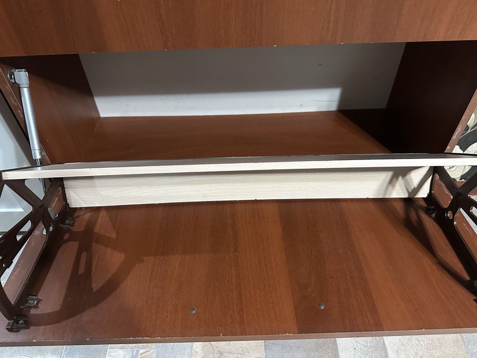 Продам обувницу