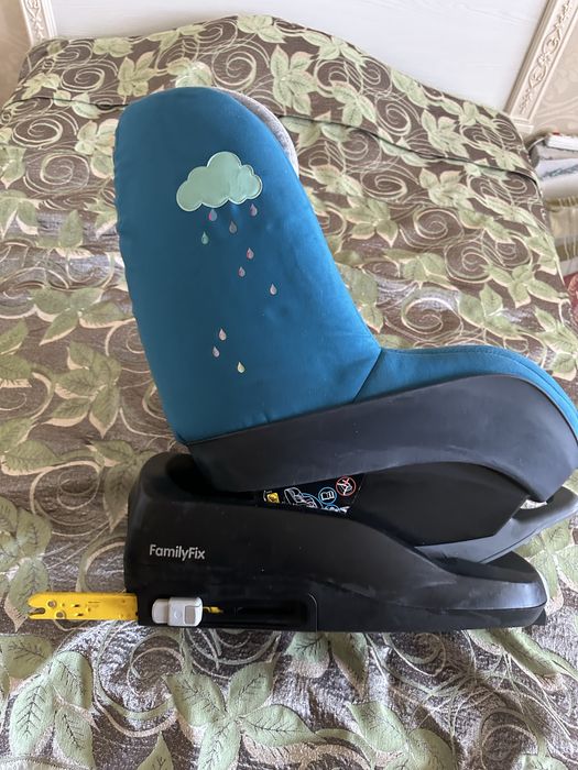 Автокресло Maxi Cosi pearl