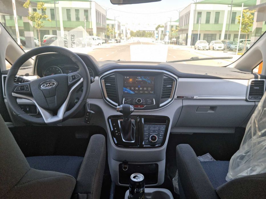 JAC M4 9 o'rinli avtamat karobka 2turbo mator shegirmede harid qilin