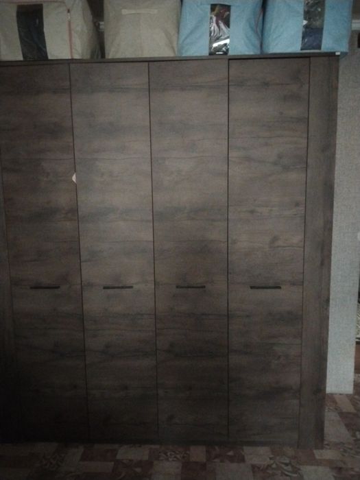 Продам шкафы плательные