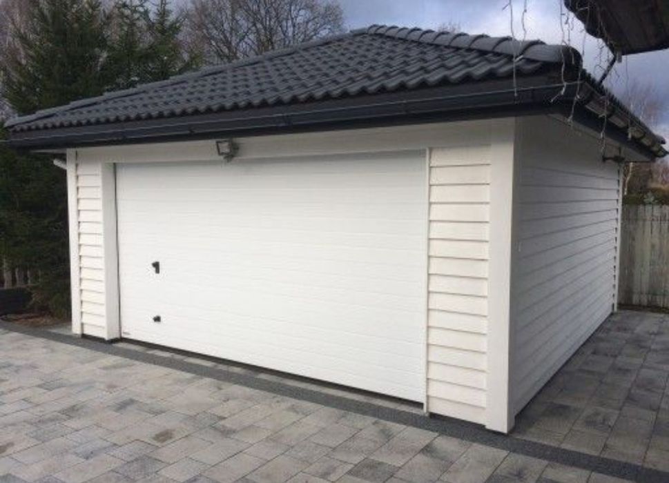 Executam la comanda garaje metalice si panouri sandwich folosind mater